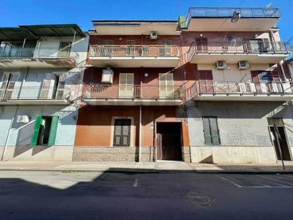 intera palazzina in vendita ad Afragola