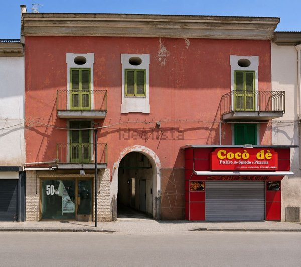 locale commerciale in vendita ad Afragola in zona Centro Città