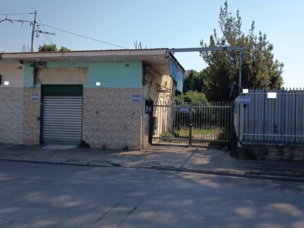 negozio in vendita ad Afragola