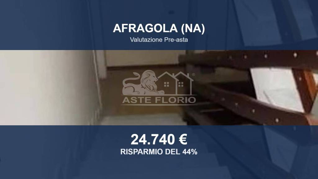 locale commerciale in vendita ad Afragola in zona Saggese