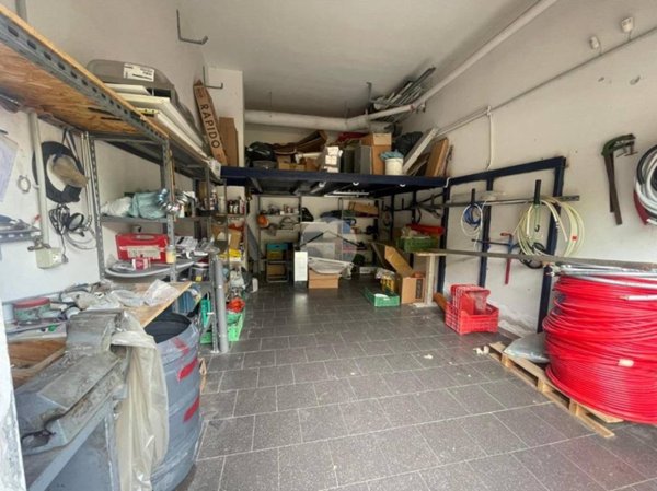 locale di sgombero in vendita ad Afragola in zona Centro Città