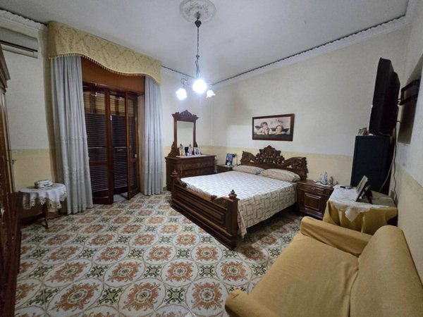 intera palazzina in vendita ad Afragola in zona Centro Città
