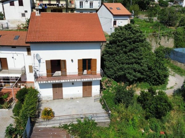 casa indipendente in vendita ad Agerola in zona Pianillo