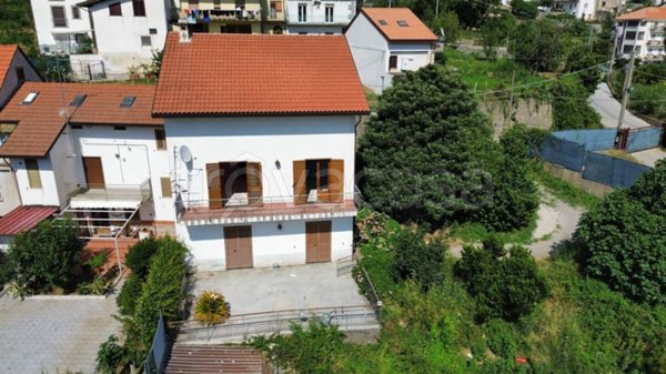 casa indipendente in vendita ad Agerola in zona Campora