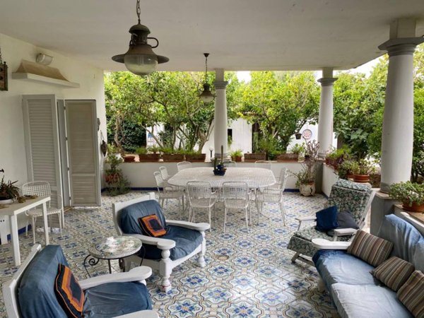 casa indipendente in vendita ad Anacapri