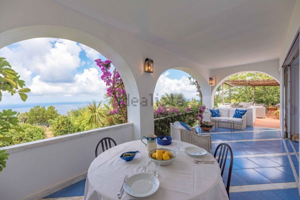 casa indipendente in vendita ad Anacapri