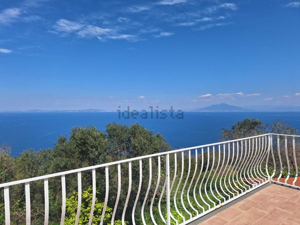 quadrivano in vendita ad Anacapri