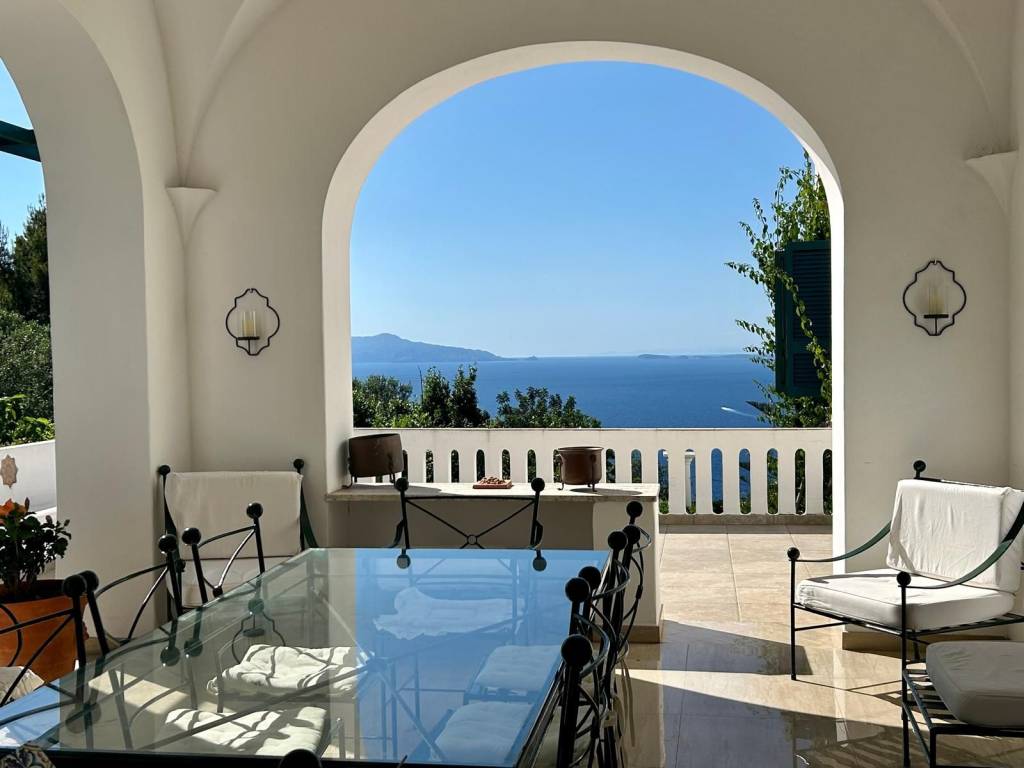 casa indipendente in vendita ad Anacapri