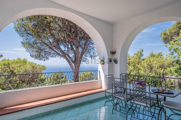casa indipendente in vendita ad Anacapri