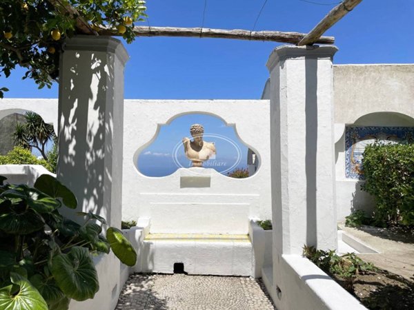 casa indipendente in vendita ad Anacapri