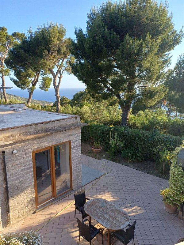 casa indipendente in vendita ad Anacapri