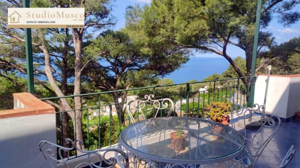 casa indipendente in vendita ad Anacapri