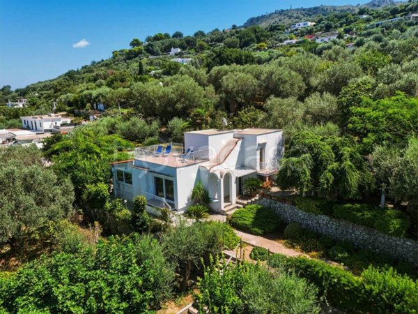 casa indipendente in vendita ad Anacapri