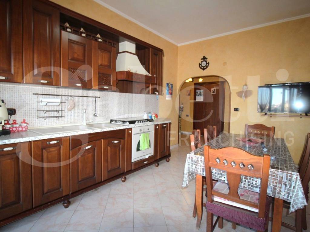 appartamento in vendita ad Arzano