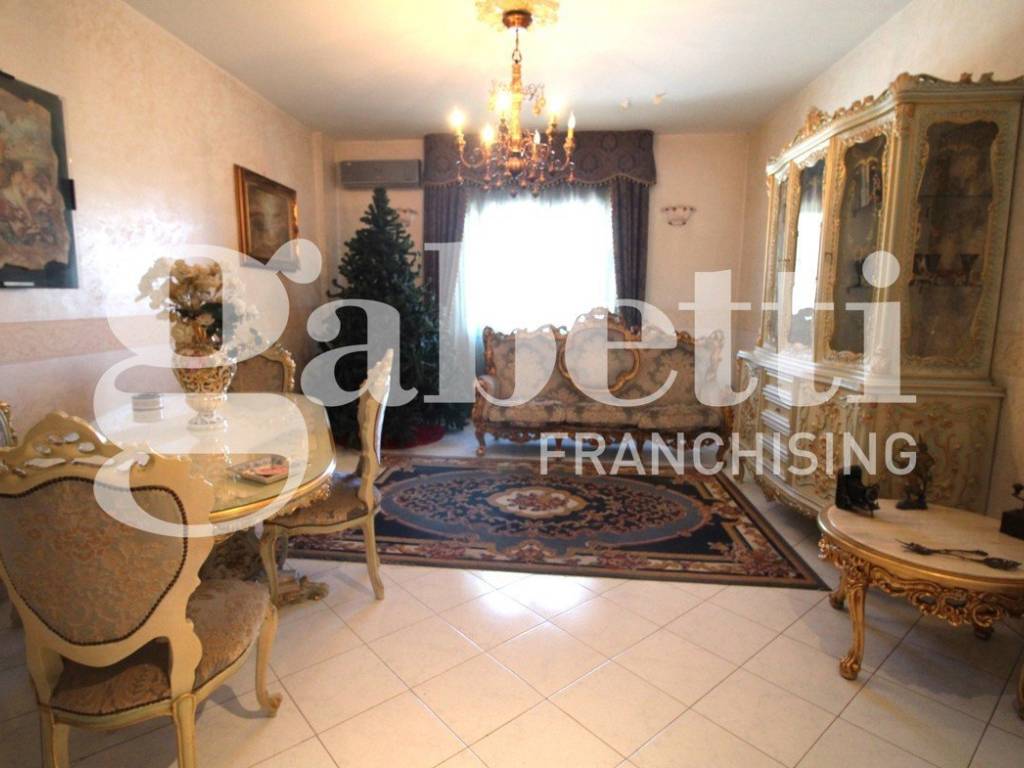 appartamento in vendita ad Arzano