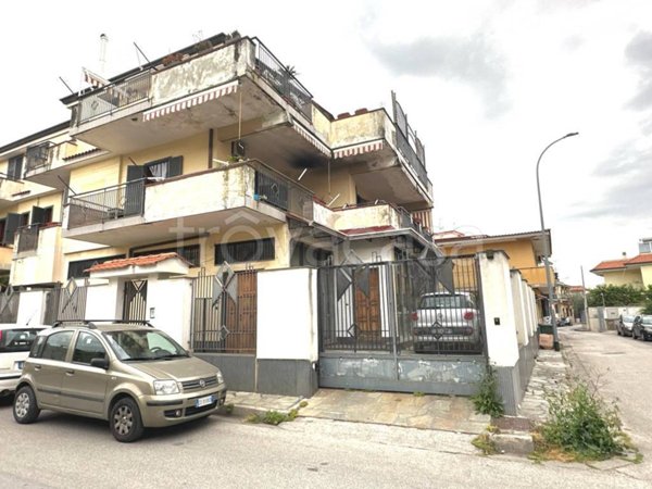 appartamento in vendita ad Arzano