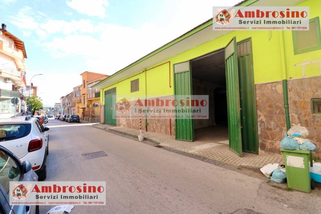 capannone in vendita ad Arzano