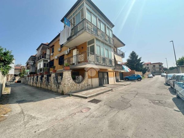 appartamento in vendita ad Arzano