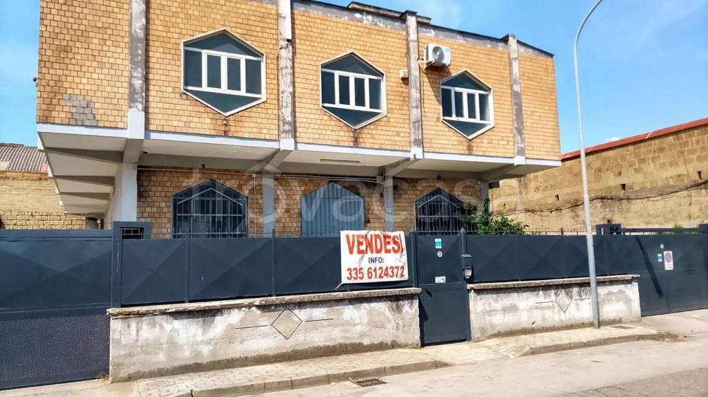 appartamento in vendita ad Arzano