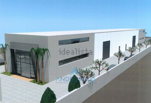 capannone in vendita ad Arzano