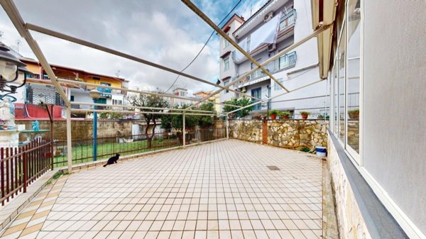 appartamento in vendita ad Arzano