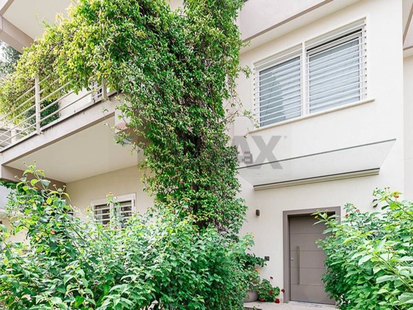 casa indipendente in vendita ad Arzano