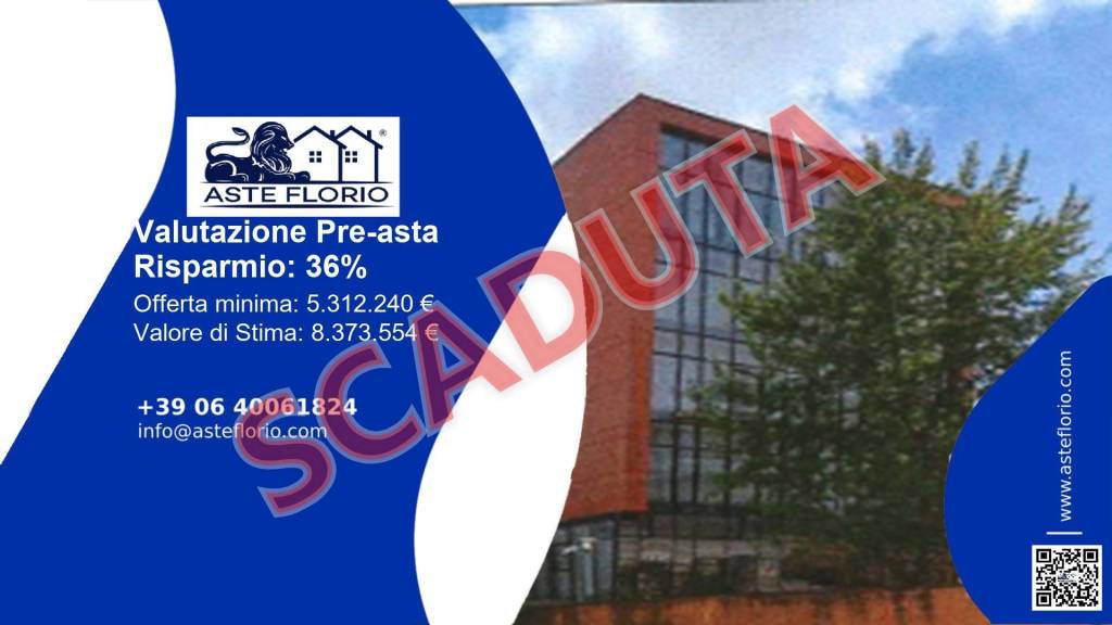 locale commerciale in vendita ad Arzano