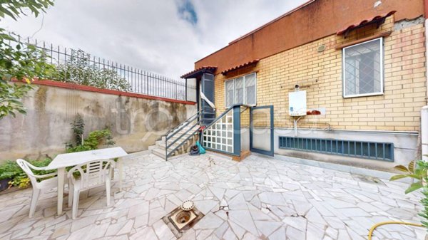 casa indipendente in vendita ad Arzano