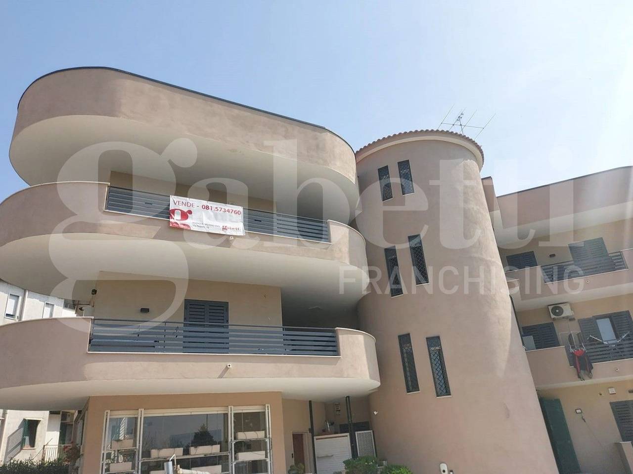 appartamento in vendita ad Arzano