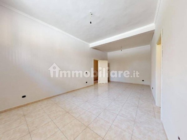 casa indipendente in vendita ad Arzano