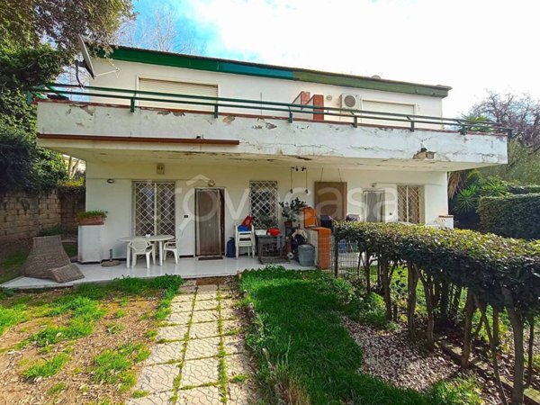 appartamento in vendita a Bacoli in zona Fusaro