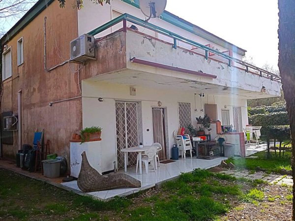 appartamento in vendita a Bacoli in zona Fusaro