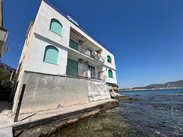 casa indipendente in vendita a Bacoli