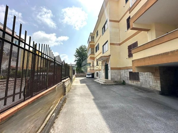 appartamento in vendita a Bacoli in zona Fusaro