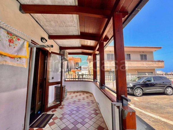 appartamento in vendita a Bacoli in zona Cuma
