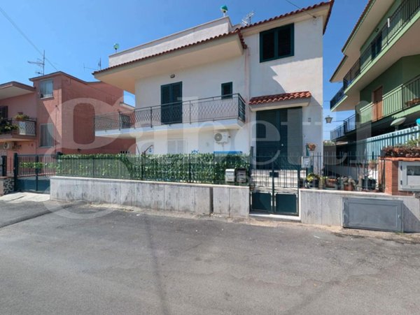 appartamento in vendita a Bacoli in zona Fusaro