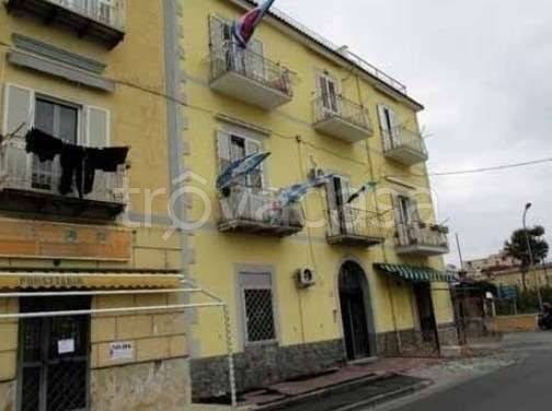 appartamento in vendita a Bacoli in zona Fusaro