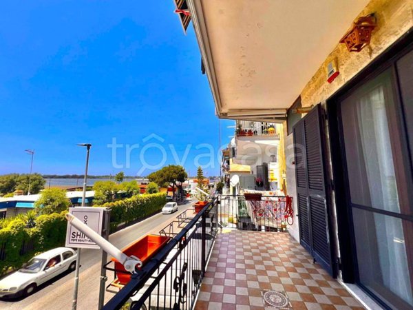 appartamento in vendita a Bacoli in zona Fusaro