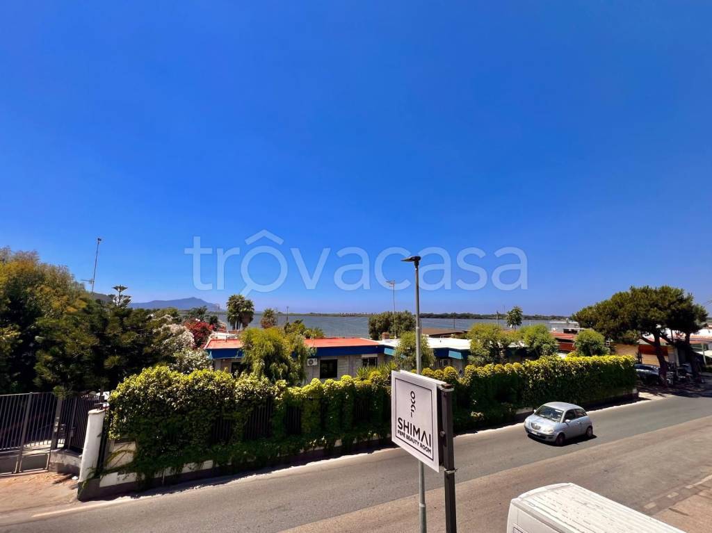 appartamento in vendita a Bacoli in zona Fusaro