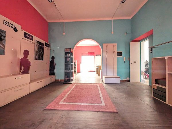 negozio in vendita a Bacoli