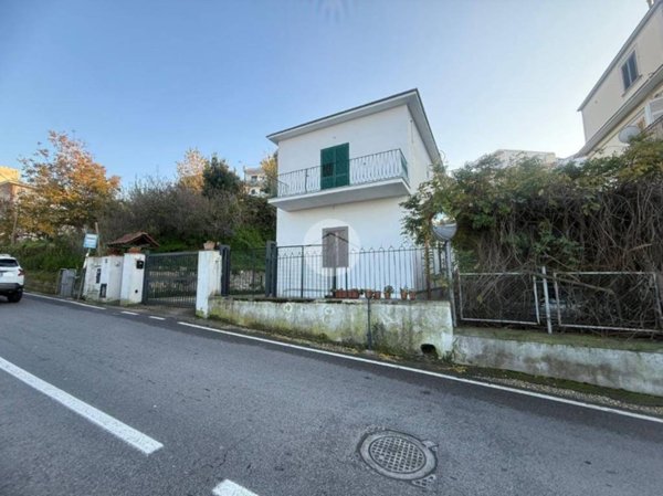 appartamento in vendita a Bacoli in zona Baia