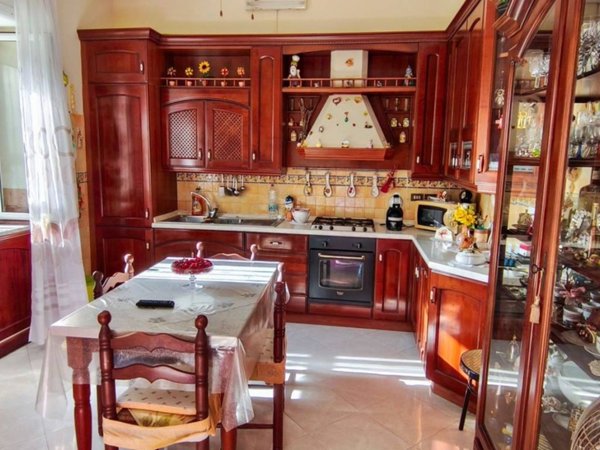 appartamento in vendita a Bacoli in zona Miliscola