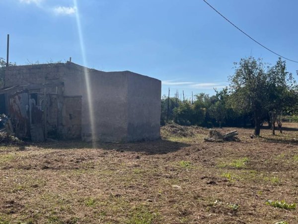 casa indipendente in vendita a Bacoli in zona Cappella