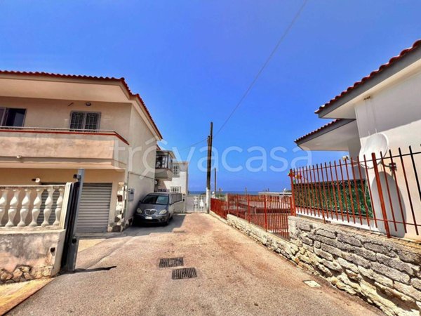 appartamento in vendita a Bacoli in zona Cuma