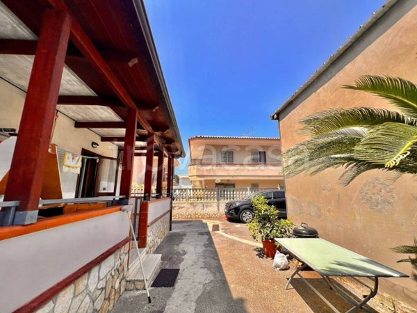 appartamento in vendita a Bacoli in zona Cuma