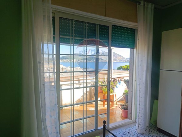 appartamento in vendita a Bacoli in zona Baia