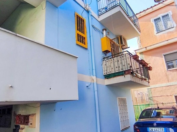 appartamento in vendita a Bacoli in zona Miseno