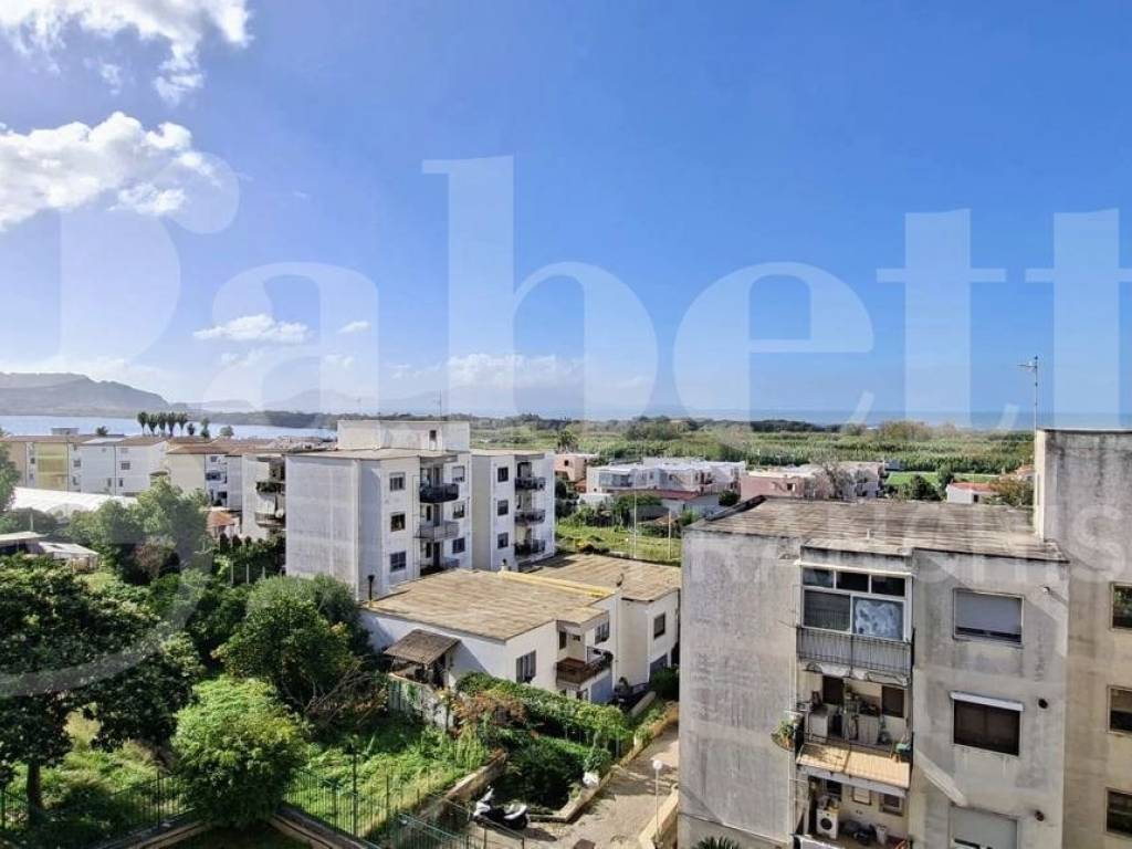 appartamento in vendita a Bacoli in zona Fusaro