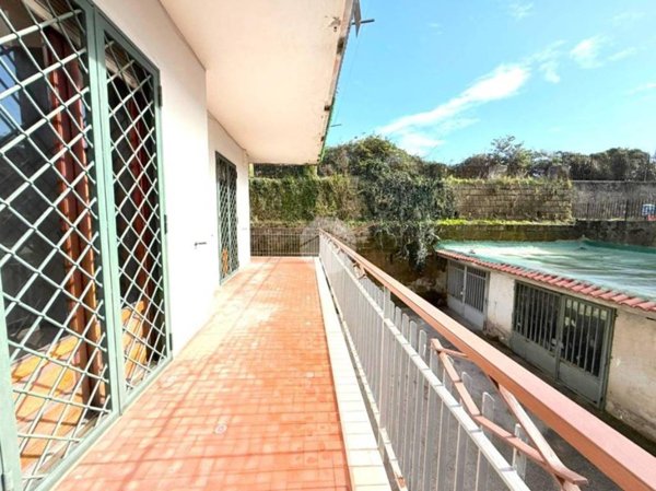 appartamento in vendita a Bacoli in zona Fusaro