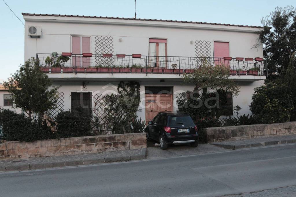 casa indipendente in vendita a Bacoli